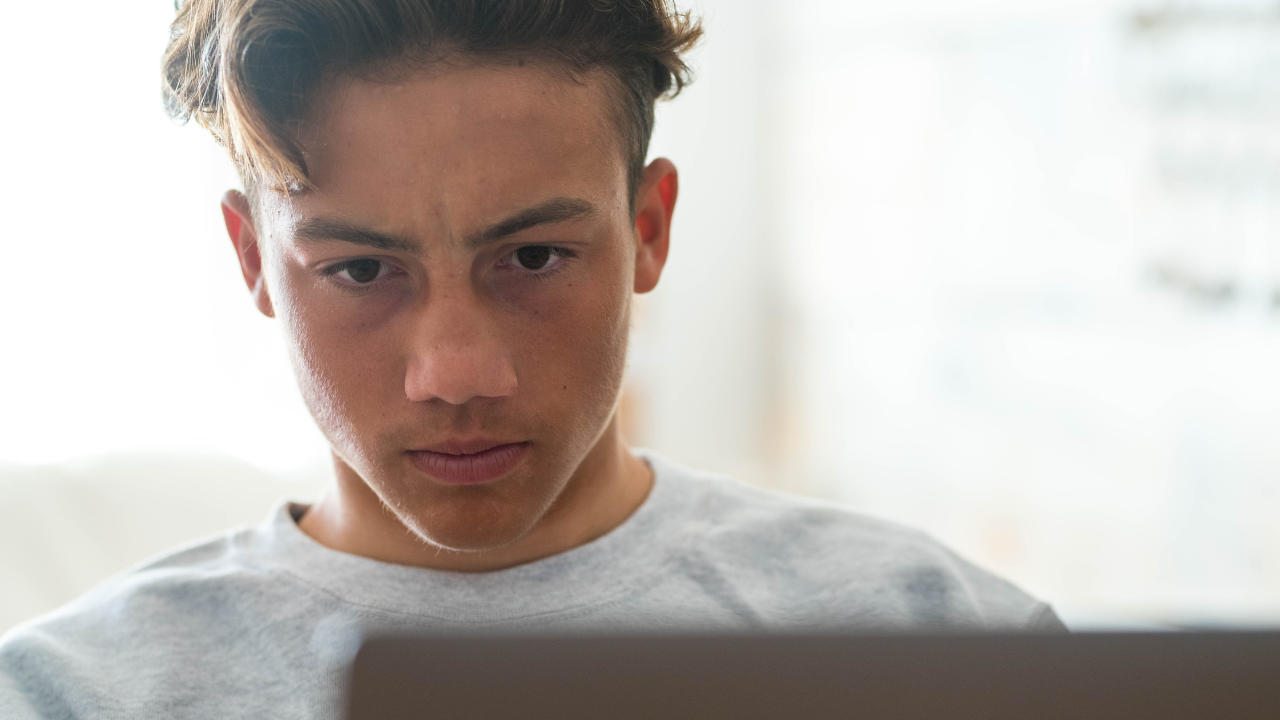 Cara Cepat Cek Spesifikasi Laptop Tanpa Buka Task Manager